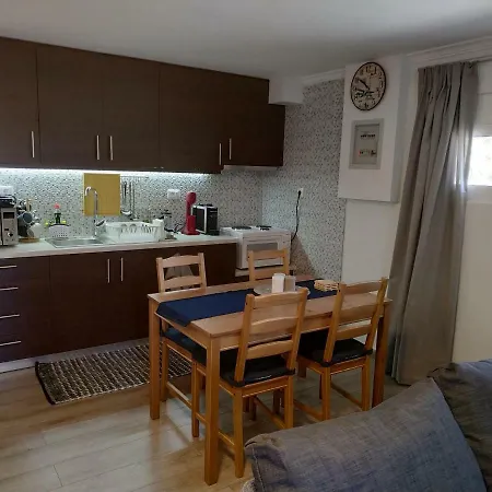 Zeus On Palamidi Foothills Нафплион