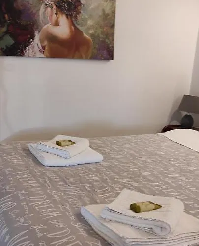 Zeus On Palamidi Foothills Нафплион